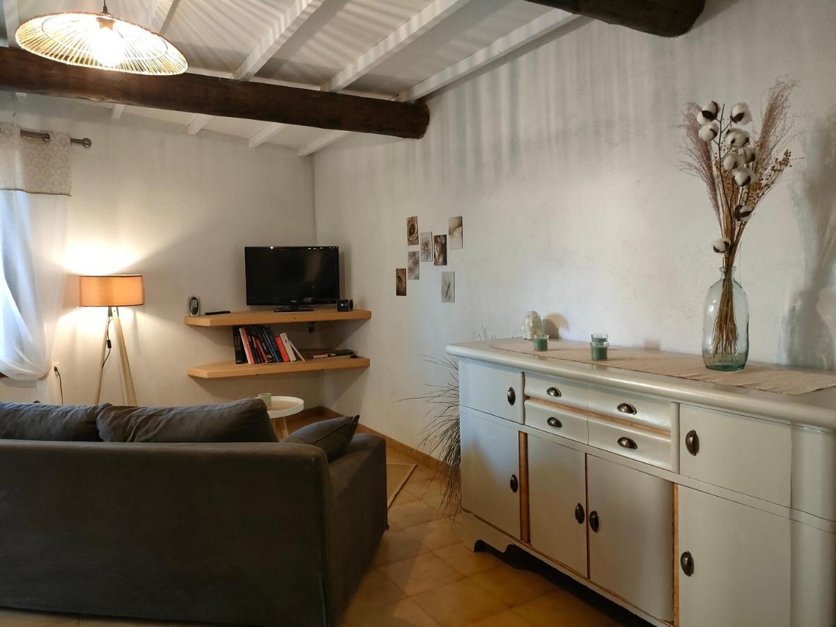 La maison d'Yvette Le Barroux Extérieur photo