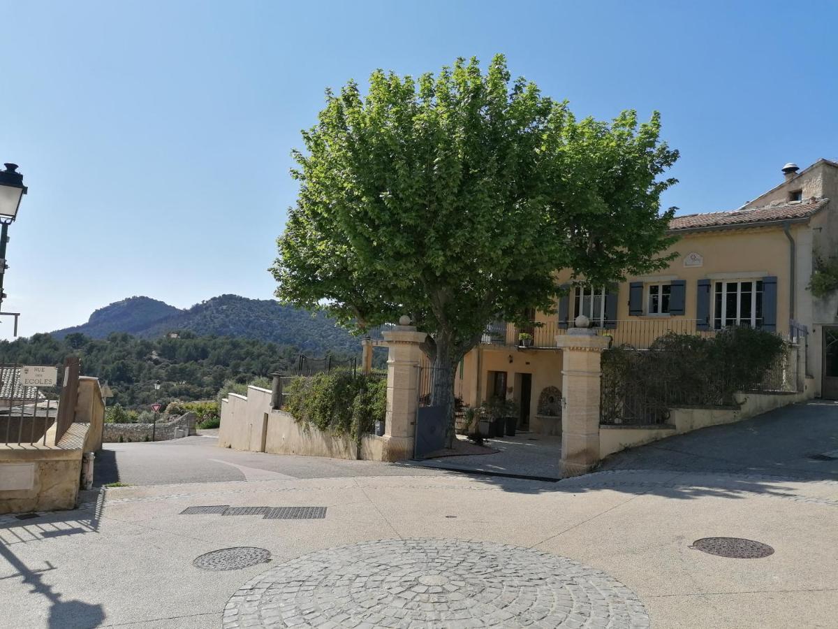 La maison d'Yvette Le Barroux Extérieur photo